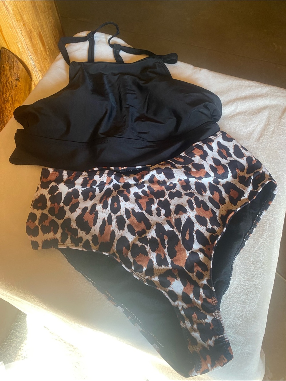 Source Unknown Black Tankini Top with Brown Leopard Print Bottoms